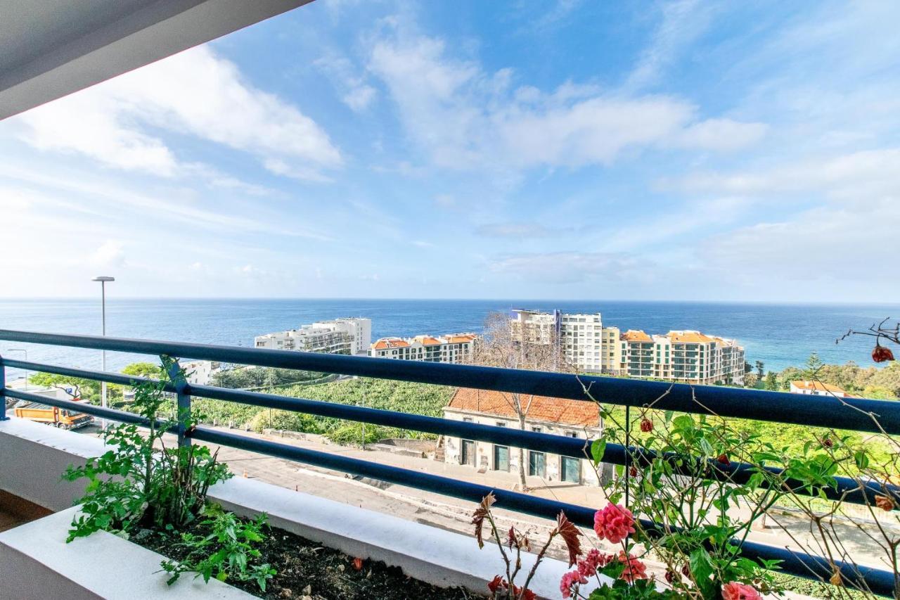 Sea And Sunset View Apartment In Funchal エクステリア 写真