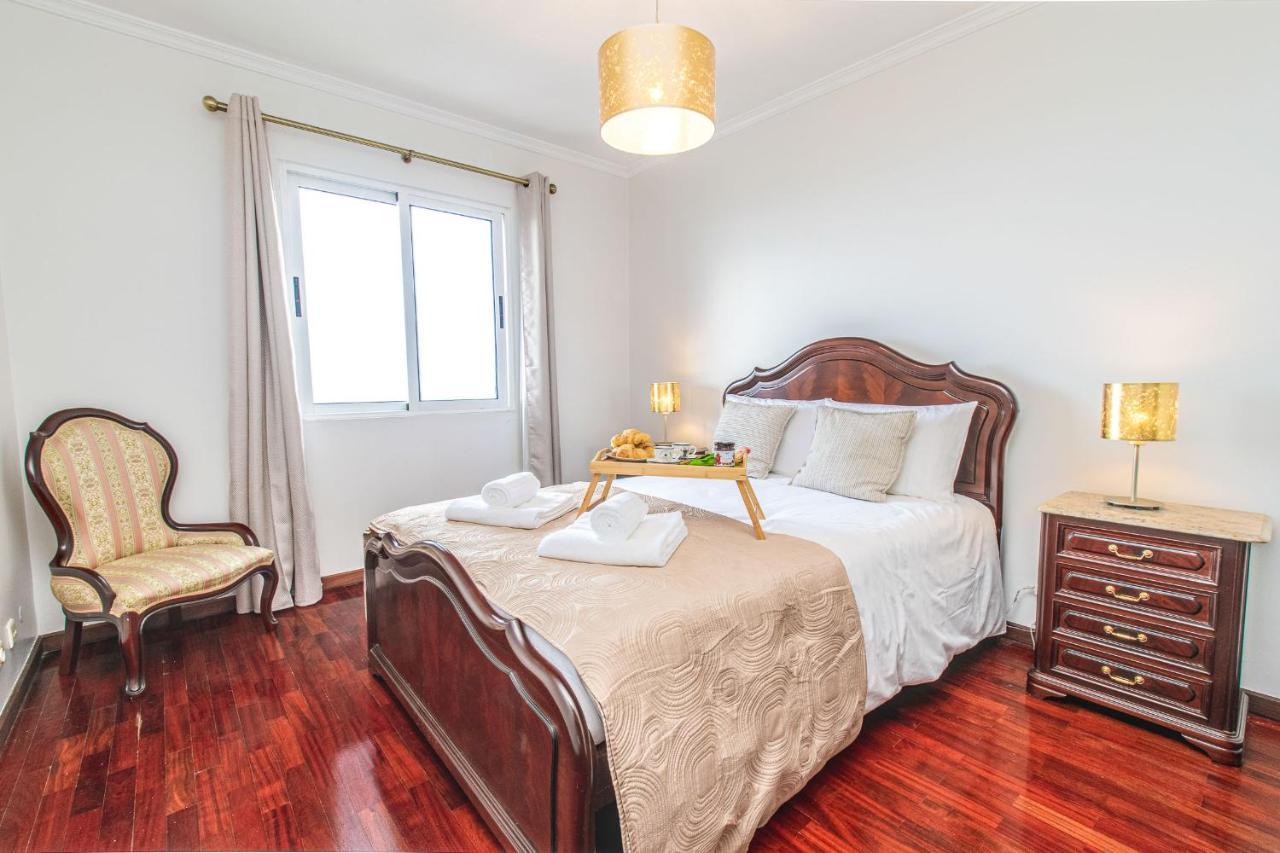 Sea And Sunset View Apartment In Funchal エクステリア 写真